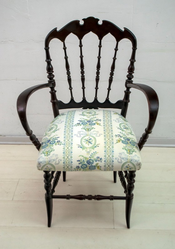 Image 1 of  Paire de fauteuils Chiavari Giuseppe Gaetano Descalzi du milieu du siècle dernier, 50