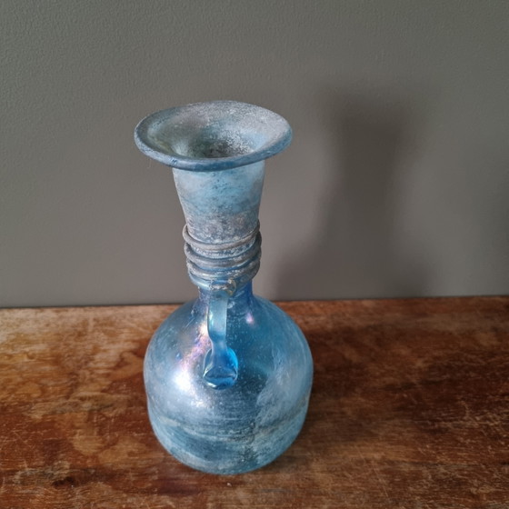 Jarrón Murano Scavo azul celeste con brillo nacarado, ¡una pieza llamativa de mediados de siglo! (photo 4 of 15)