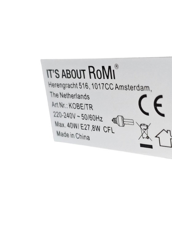 Image 1 of Es geht um die Tischleuchte Romy - Kobe Modell - Eschenholz - 2022