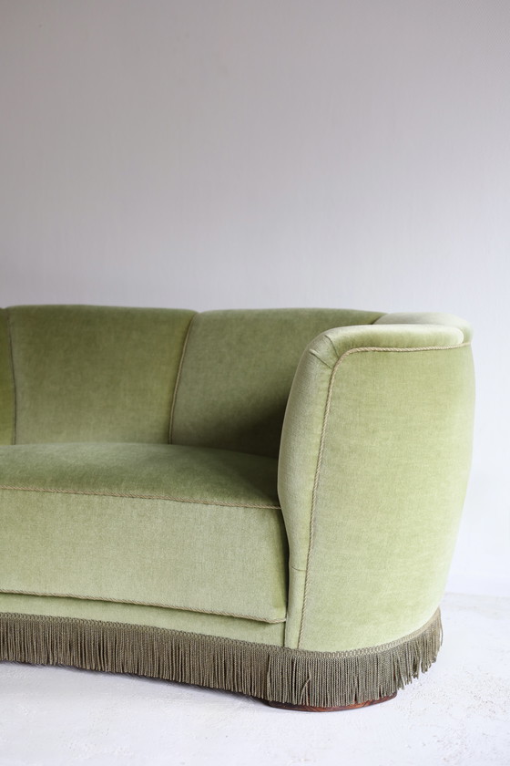 Image 1 of Dänisches 2-Sitzer-Sofa aus den 60er/70er Jahren, grüner Samt
