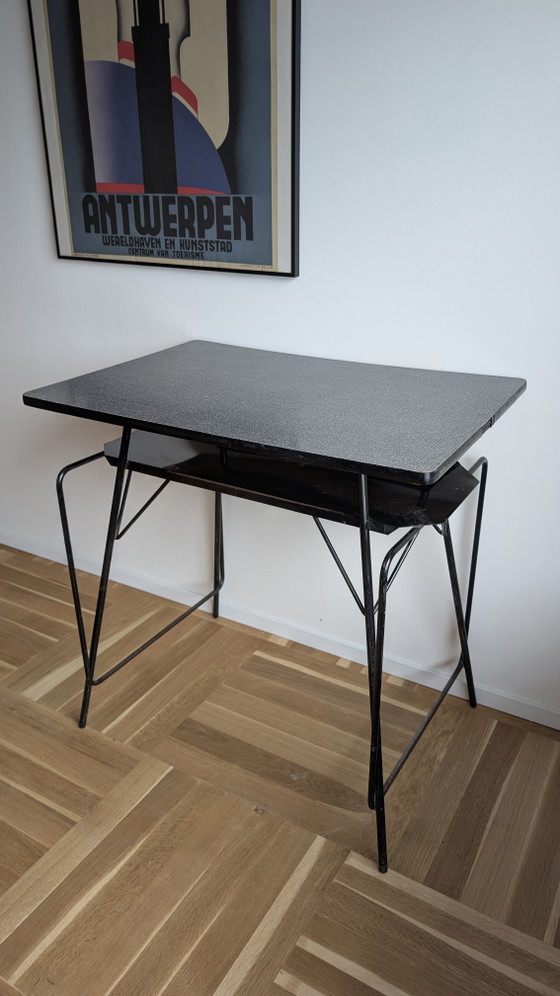 Scrivania di Willy Van Der Meeren – Scrivanie, Plastic, Metal (photo 2 of 9)