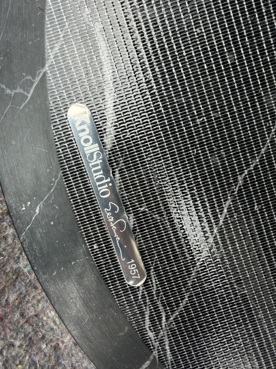 Image 1 of 2x Knoll Tulip Eero Saarinen bijzettafelt 51cm Nero Marquina en 41cm zwart Feniks laminaat