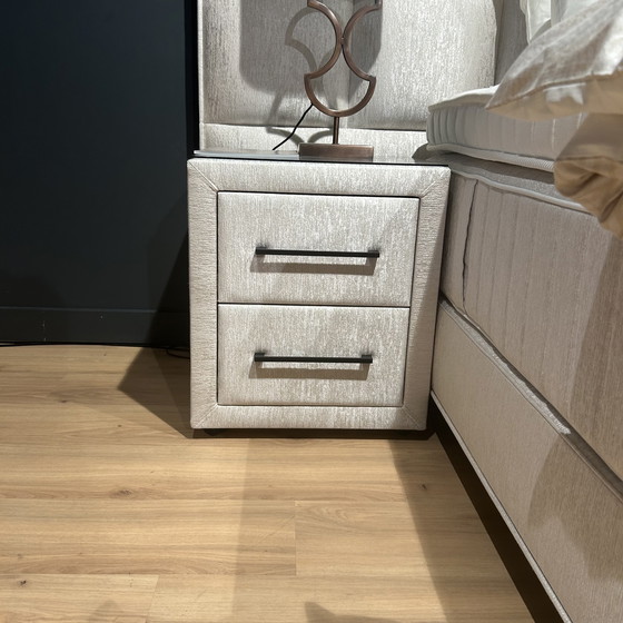 Image 1 of Lit Serta Magnum Extra Grande - 200x220