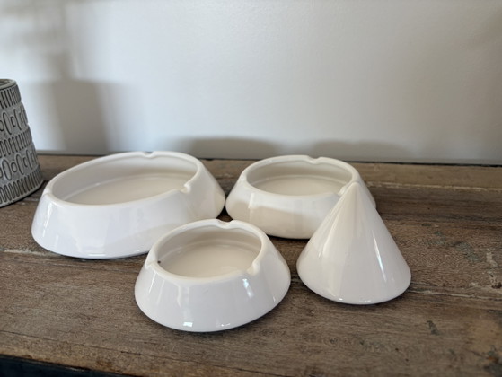 Set di stoviglie impilabili vintage anni '60 "Cono" di Ambrogio Pozzi – Intercado, Accessori da tavola (photo 5 of 6)