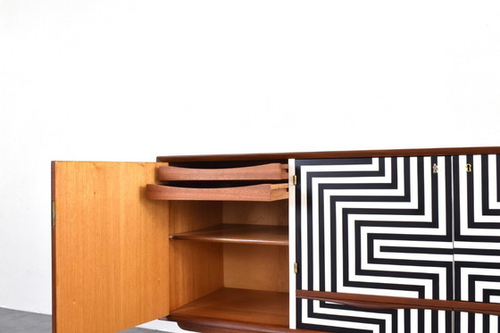 Image 1 of Handbemaltes Mid-Century Op-Art Sideboard von Sven Andersen Møbelfabrikk, 1960er Jahre.