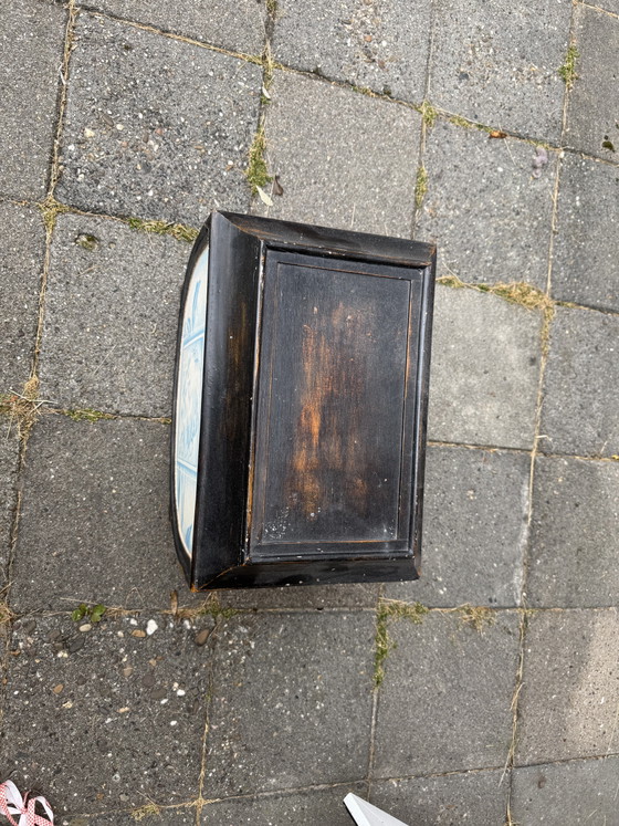 Image 1 of Antique wooden box with image