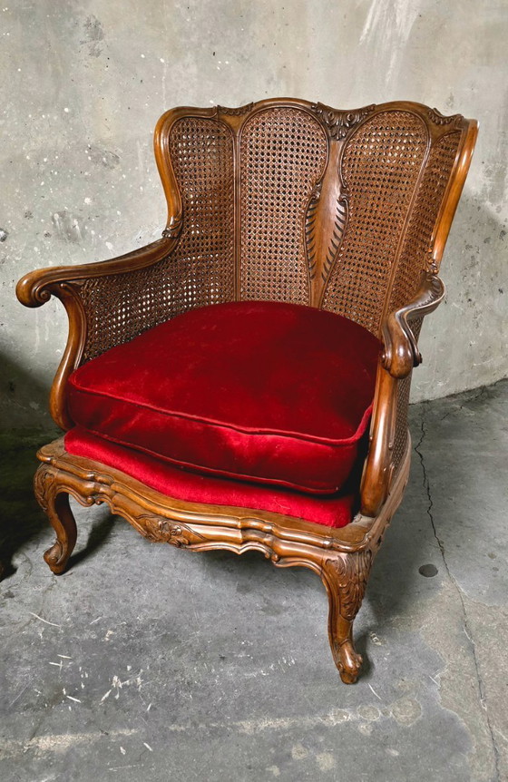 Image 1 of Coppia di poltrone in stile Luigi XV in legno e rattan