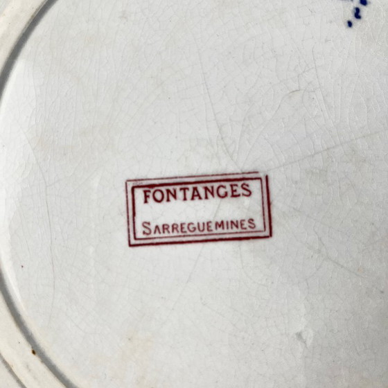 Image 1 of Grande piatto cavo "Fontange", Sarreguemines, pietra ferrosa, XIX-XX secolo