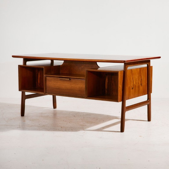 Image 1 of Escritorio MK11157 modelo 75 de palisandro de Gunni Omann para Omann Jun Møbelfabrik