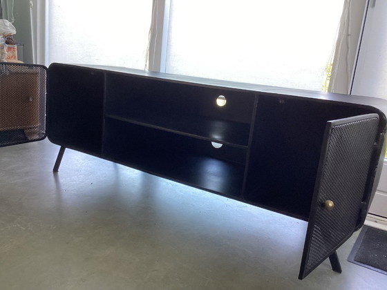 Image 1 of Industrieel tv meubel