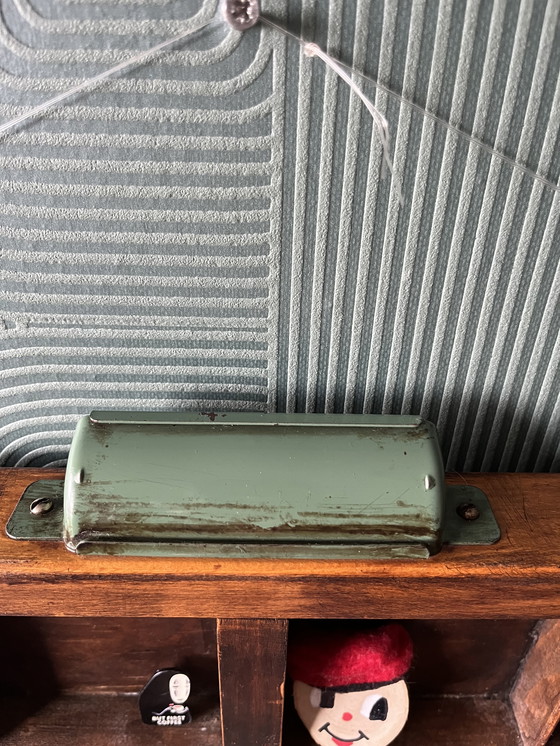Image 1 of Vintage letterbak met handgreep