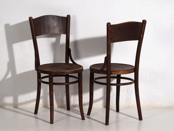 Thonet-Mundus antique bentwood chairs (c.1920). Set of 4 pieces #3 – Dining chairs (photo 34 of 40)
