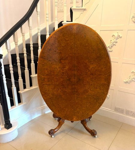 Antique Victorian Six-Seater Oval Tilt-Top Centre Dining Table in Burr Walnut, 1860 – eettafels, Porcelain