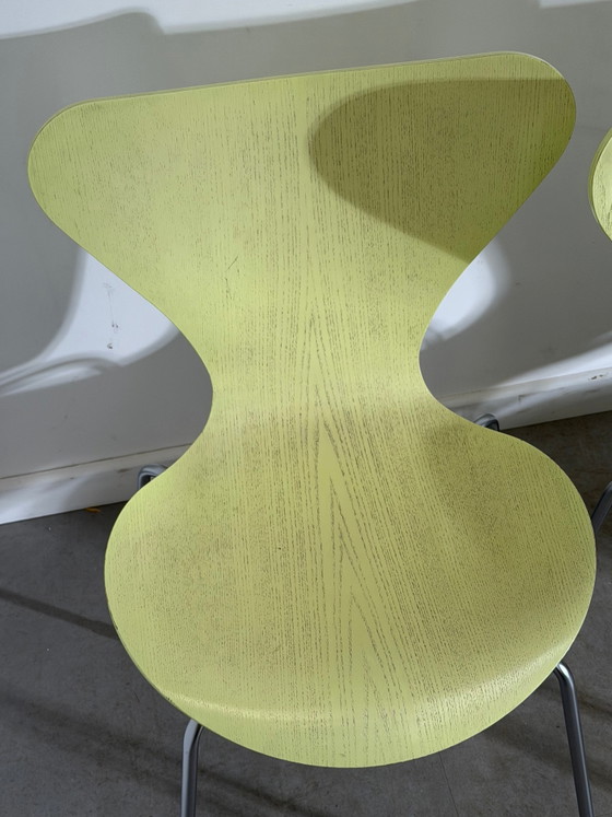 Set di 6 sedie della serie 7 di Fritz Hansen – Arne Jacobsen – Lime – 2007 – Sedie da pranzo (photo 9 of 10)