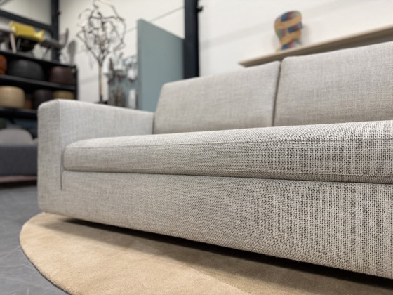 Image 1 of Divano Vilaz 3 posti in tessuto Amado, design on stock