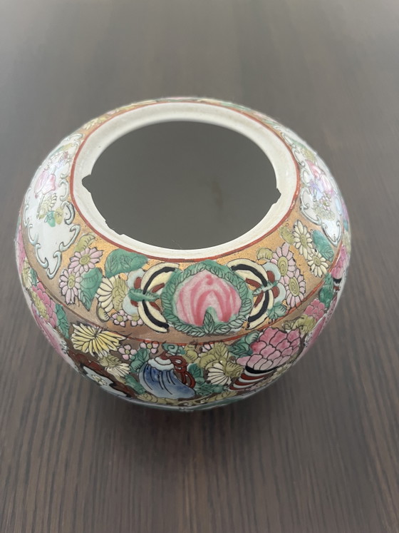 Image 1 of Large Japanese hand-painted Kutani ginger jar with lid & wooden base | 27 cm