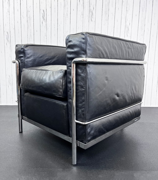 Lc2 Chair Le Corbusier, Cassina, Charlotte Perriand Seats