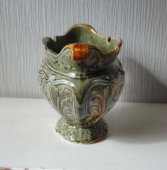 Image 1 of Antique Victorian majolica jardinière - ca 1900