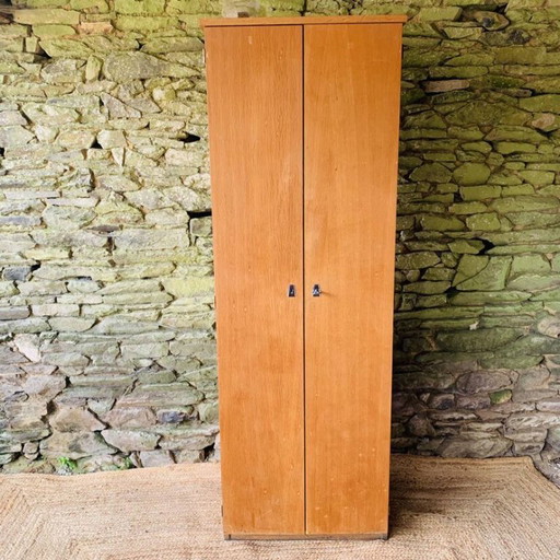 Armadio della vecchia scuola