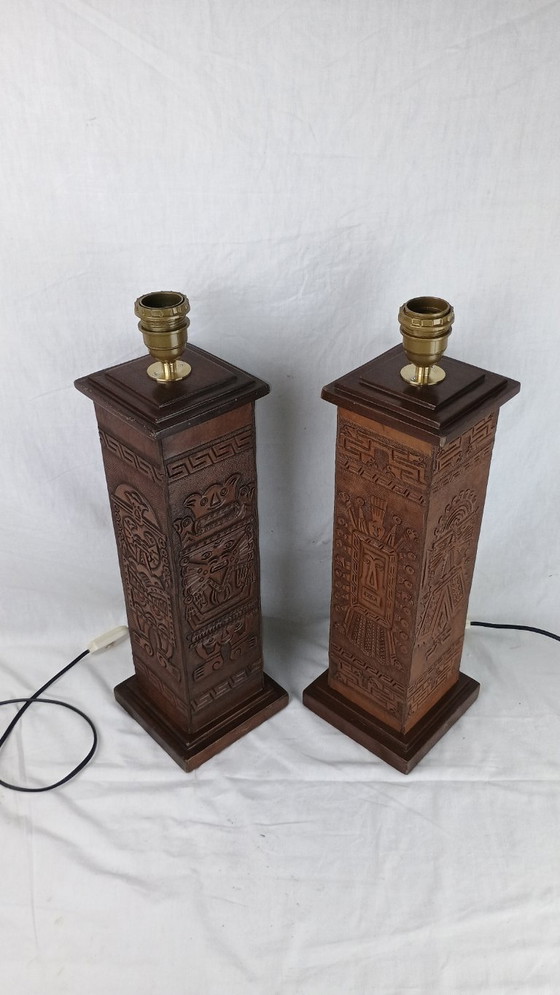 Image 1 of Paire Lampes Angel L. Pazmino Totem en Cuir Vintage Motifs Aztéque Inca ou Maya