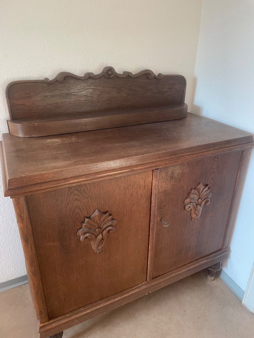 Buffet cabinet