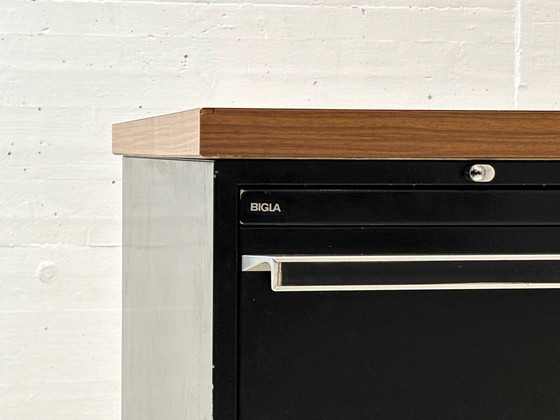 Image 1 of Bureau Bigla des années 1970