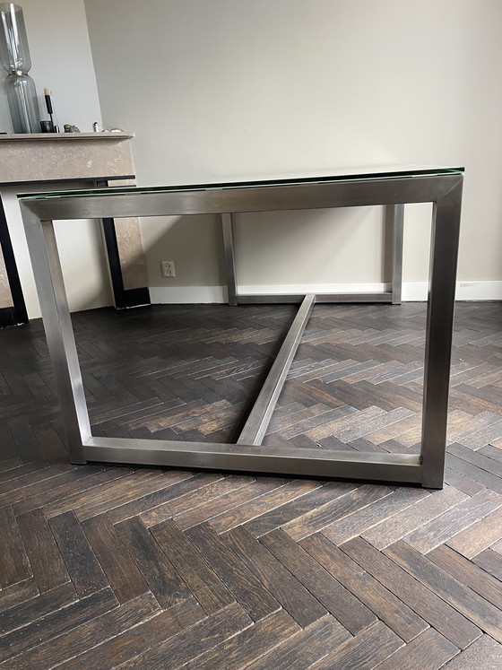 Image 1 of Replica Linteloo table