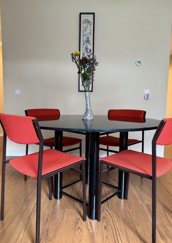 Image 1 of Table composite noire rétro moderne