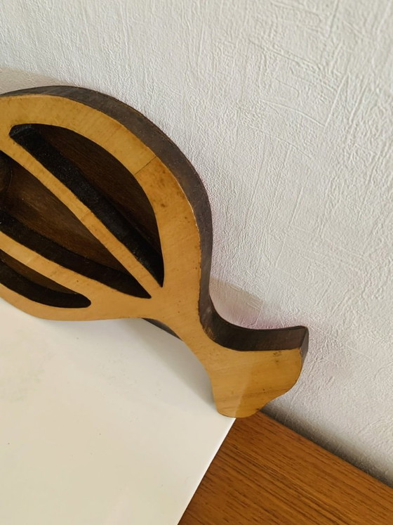 Image 1 of Vintage, Scandinavische houten vissculptuur van A. Hiben, 1977.