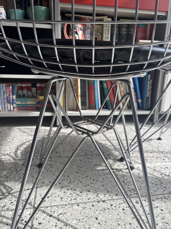 Image 1 of Silla Vitra Eames Wired 2x