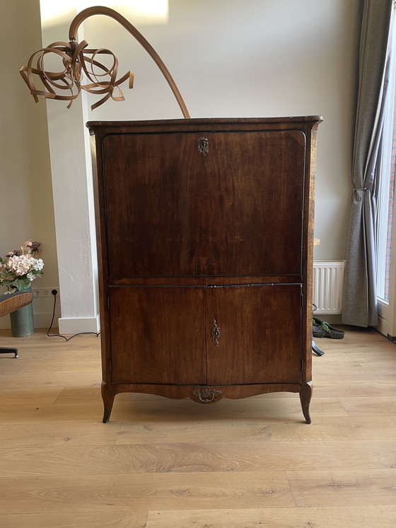 Image 1 of Mobile in noce Luigi XV