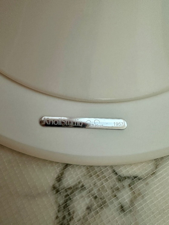 Image 1 of Knoll Saarinen Tulip dining table round