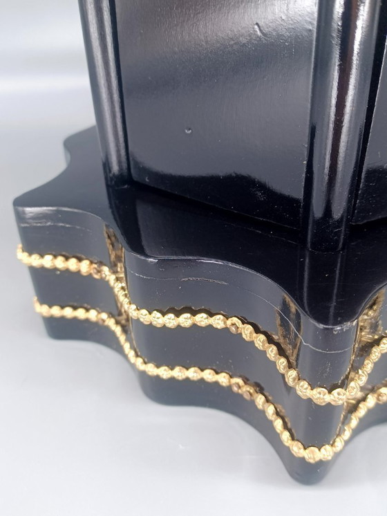 Image 1 of cave ou manège à cigares en forme de kiosque d'époque Napoléon III XIXème