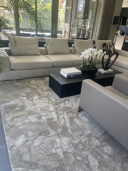 New Luxury Rug 450x399