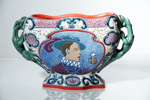 Amphora Cecoslovacchia Vaso Art Déco Ritratto di Cavaliere Stemma Araldico Smalto