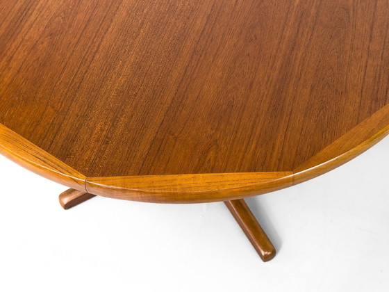 Image 1 of Danish Round Extendable Dining Table in Teak, 1970s