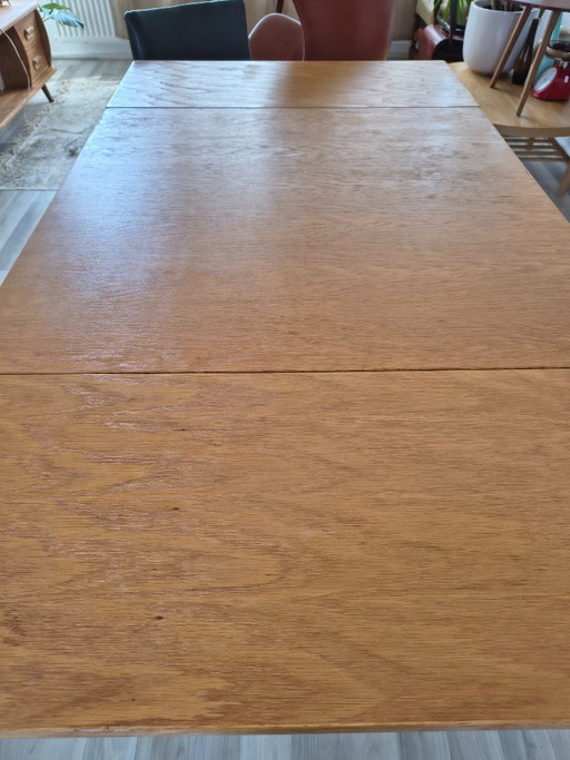 Vintage uitschuifbare eettafel