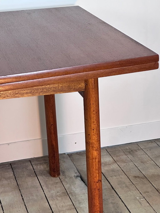 Image 1 of Table a allonges de style scandinave en teck fabrication française 1960