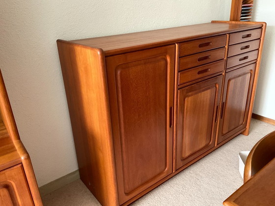 Bella credenza in teak di design danese Dyrlund – Credenze alte, Legno (photo 5 of 5)