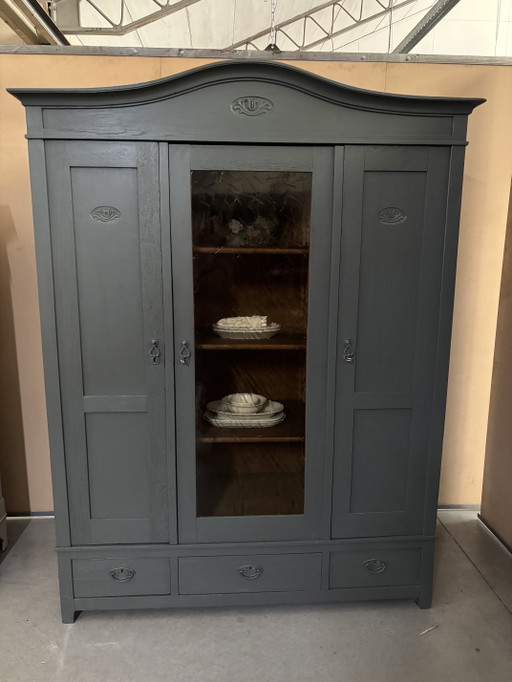 Brocante display cabinet / buffet cabinet