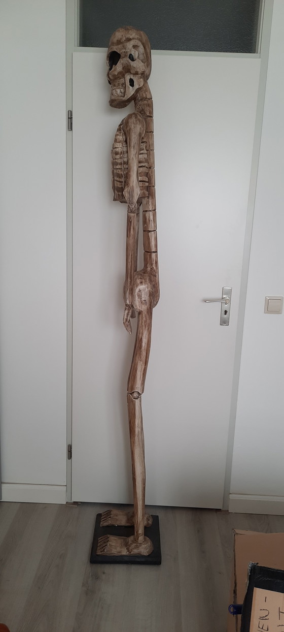 Image 1 of Grand cadre en bois Art populaire