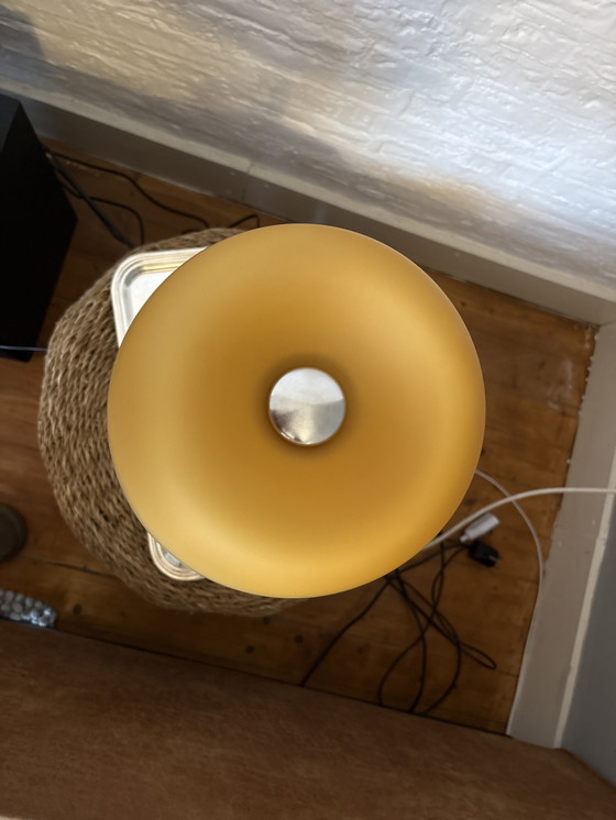 Image 1 of Foscarini lumiere tafellamp - gele kap mat - aluminium pootjes