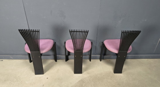 Image 1 of Totemstoelen van Torstein Nislen voor Westnofa, jaren 80