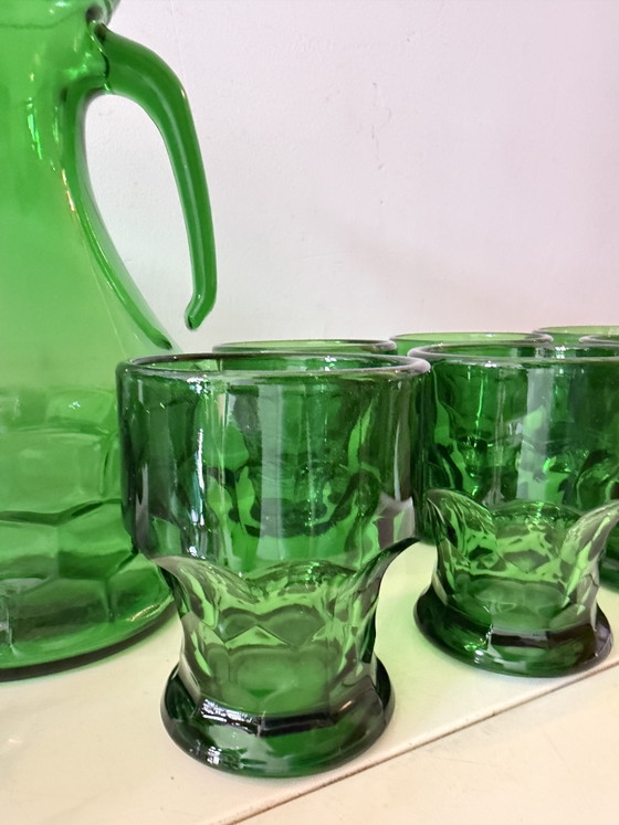 Image 1 of Juego italiano de vasos y jarra Bormioli verde esmeralda