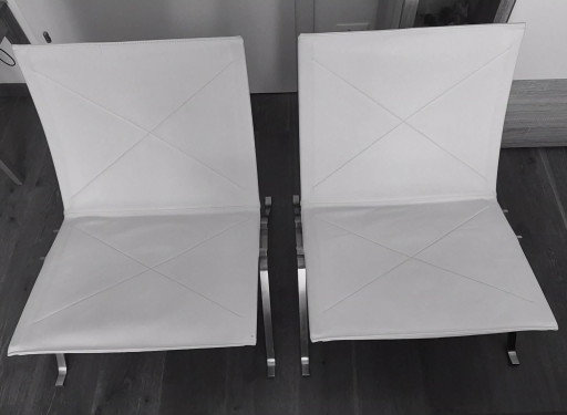 Poltrone lounge originali PK22, Poul Kjærholm e il marchio di design Fritz Hansen.
