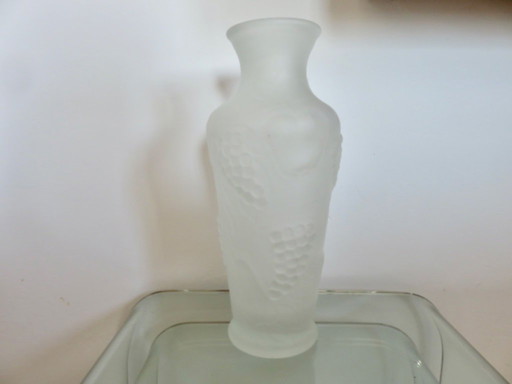 Vase „mit Trauben“, hergestellt in Italien, Milchglas, 1960