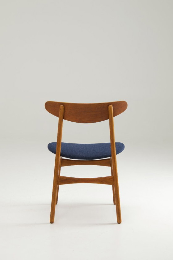 Image 1 of A Set Of 4 'Ch30' Dining Chairs Hans J. Wegner