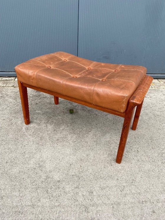 Image 1 of Poggiapiedi vintage in legno di faggio e pelle per Bröderna Andersson,