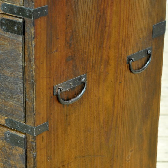 Image 1 of Cómoda japonesa Tansu, circa 1870.
