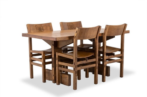 Officina Rivadossi. Table et 4 chaises de style Brutaliste. Italie, vers 1970